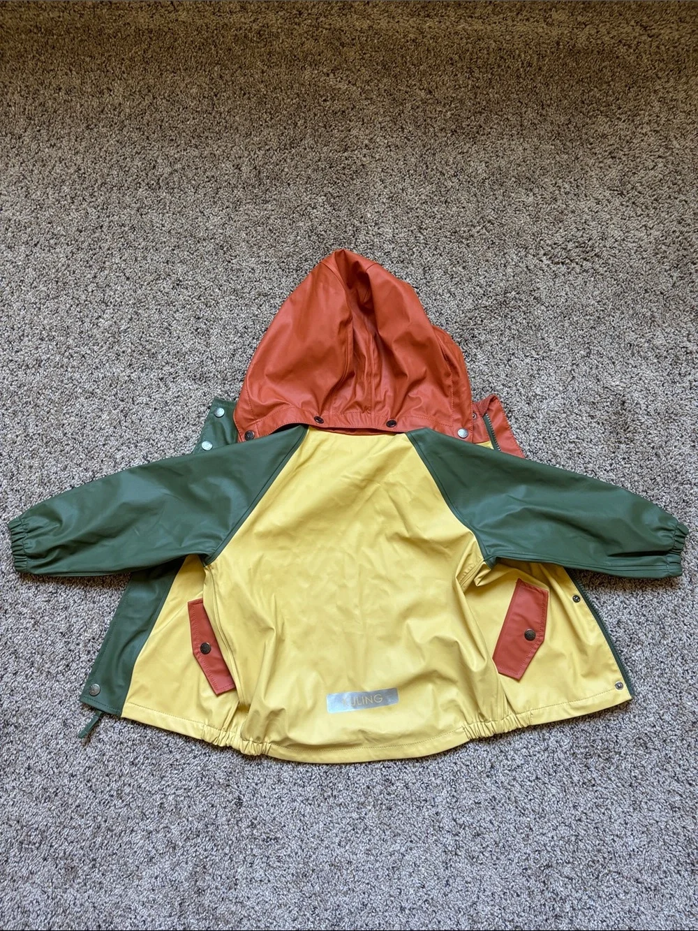Kuling colorblock rain jacket